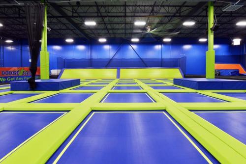 Air-Riderz-Aurora-Interiors-18